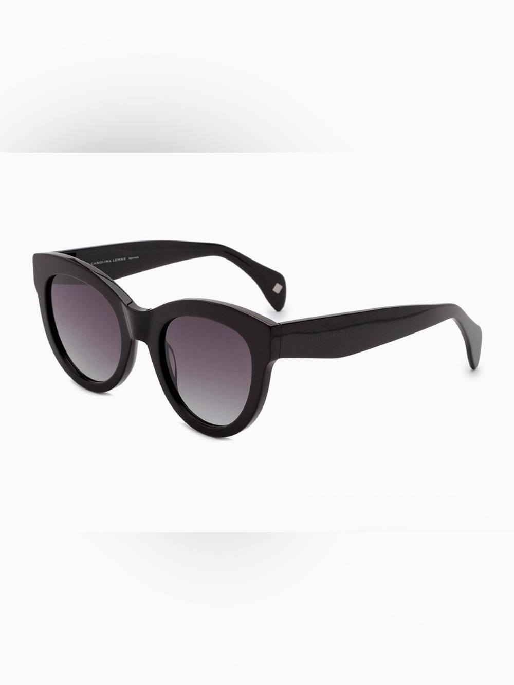 Women's Black Rounded Sunglasses with Gradient Lenses